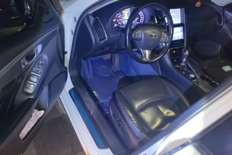 Used Infiniti Q50L 2016 2.0T Enjoyment Edition
