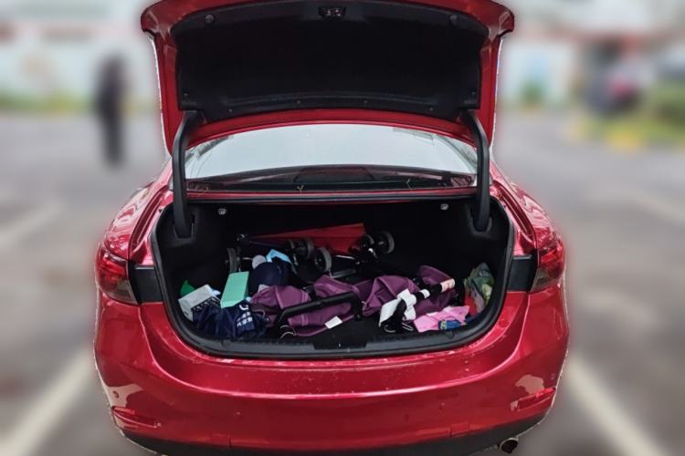 Used Mazda Atenza 2018 2.0L Blue Sky Luxury Edition China VI Standard
