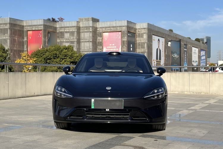 Used  SU7 2024 Rear-Drive Ultra-Long Range Advanced Pro-Level Intelligent Driving Version
