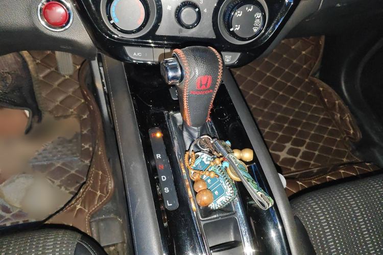 Used Honda Vezel 2017 1.8L CVT Front-Wheel Drive Pioneer Edition
