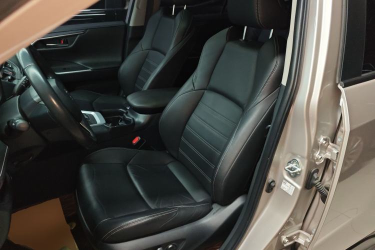 Used Toyota Wildlander 2022 2.0L CVT Two-Wheel Drive Luxury Edition
