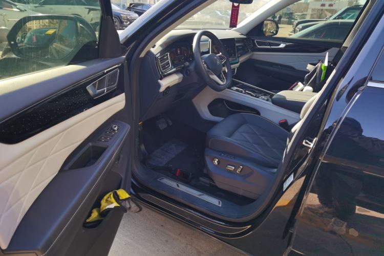 Used Volkswagen Teramont 2024 380TSI Four-Wheel Drive Longxiang Edition
