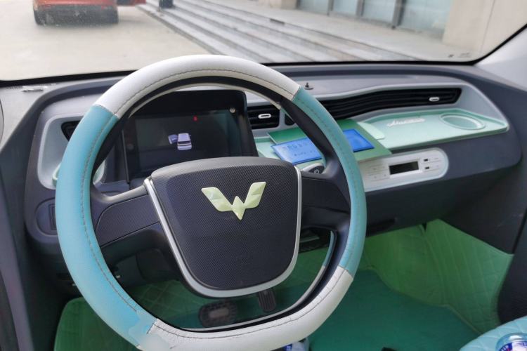 Used Wuling Hongguang MINIEV 2021 Macaron Fashion Model Lithium Iron Phosphate
