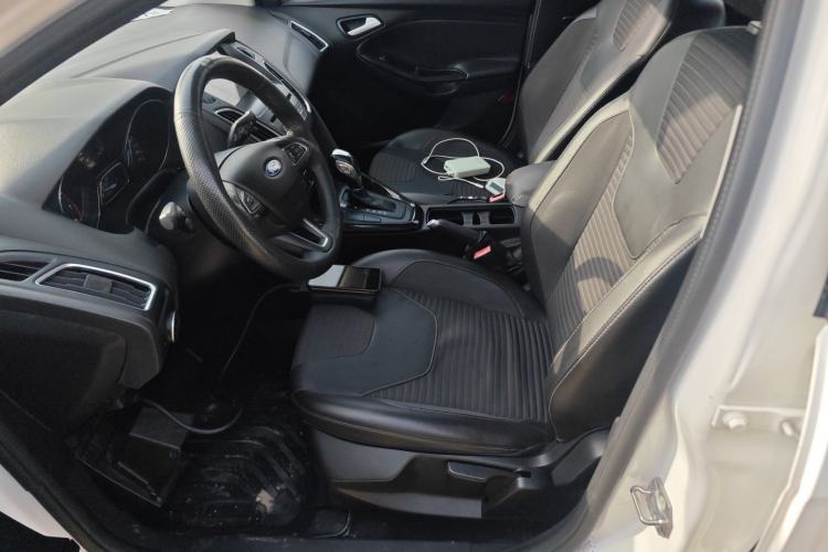 Used Ford Focus 2015 Sedan EcoBoost 180 Automatic Elite Model