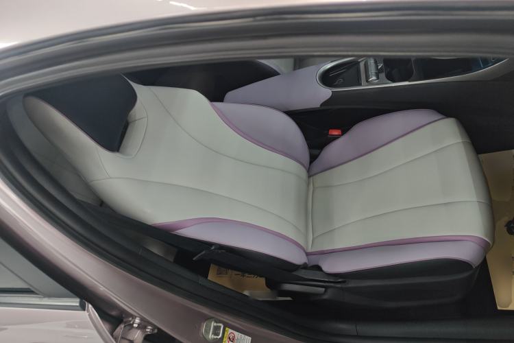 Used BYD Dolphin 2021 405 km Fashion Edition
