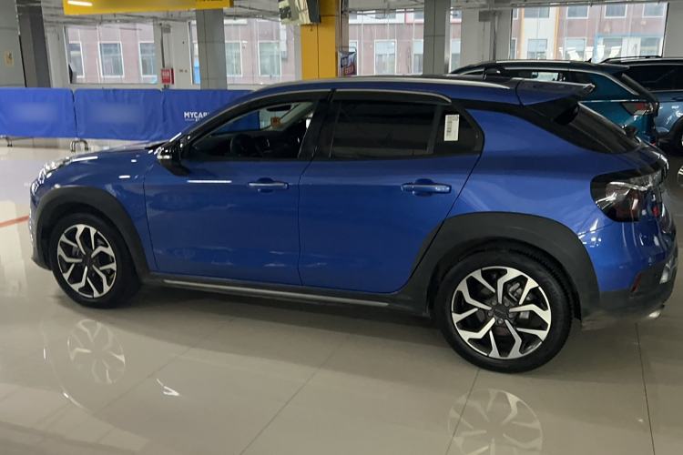 Used Lynk & Co 02 2018 1.5T DCT Two-Wheel Drive Pro Version China V Emission Standard
