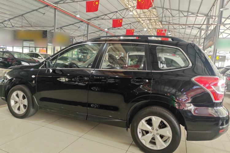 Used Subaru Forester 2014 2.0i Automatic Comfort Edition
