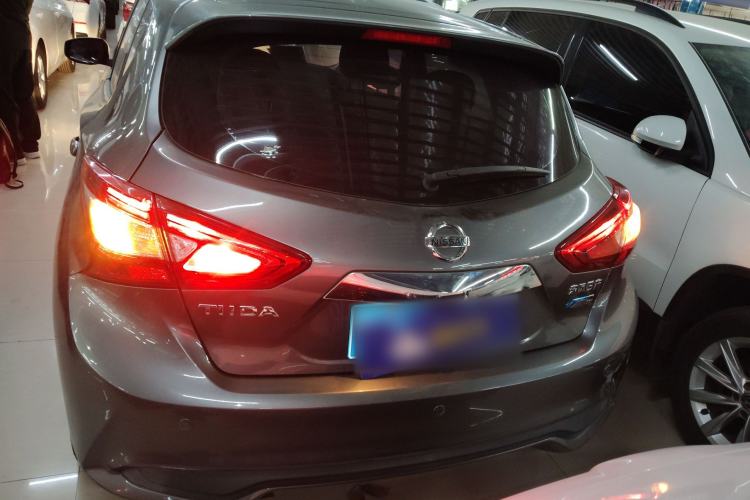 Used Nissan Tiida 2016 1.6L CVT Cool Dynamic Edition
