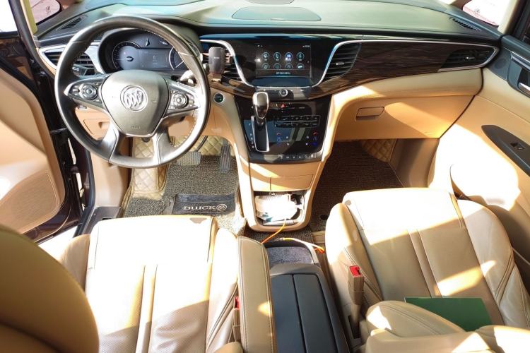 Used Buick GL8 2017 ES 28T Luxury Model China V Standard
