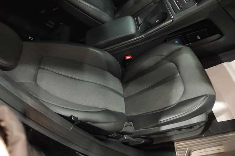 Used Nio EC6 2020 605 km Sport Edition
