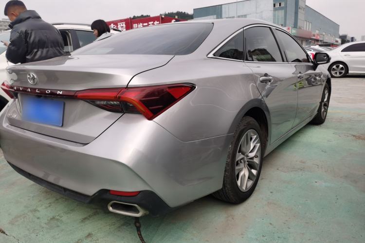 Used Toyota Avalon 2019 2.0L Ambition Edition China VI