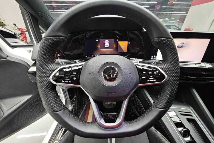 Used Volkswagen Golf 2023 Facelift 280TSI DSG R-Line Lite
