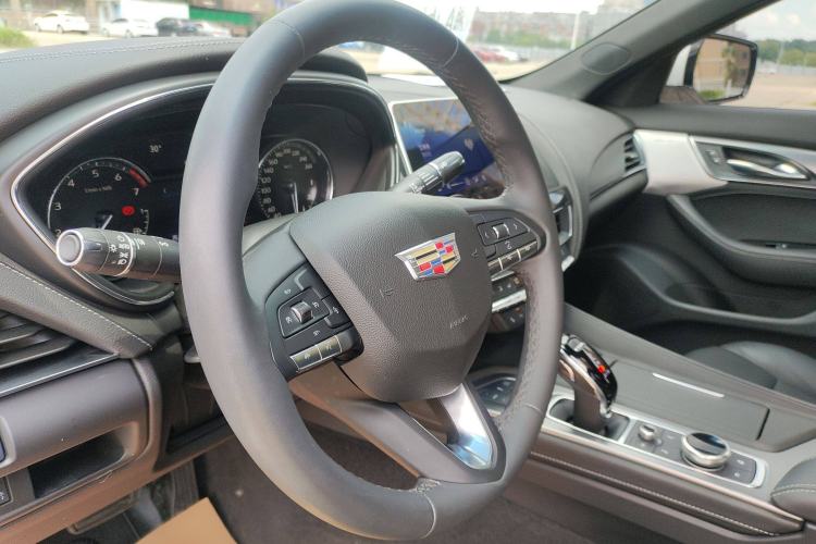 Used Cadillac CT5 2021 Revised 28T Luxury Version
