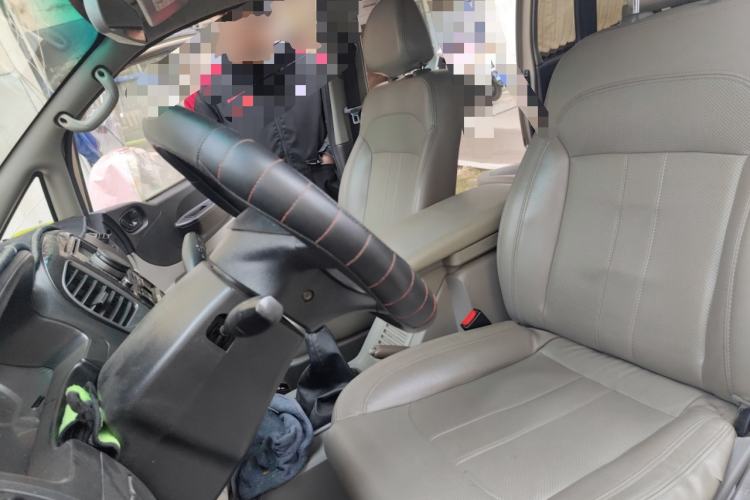 Used FORTHING Lingzhi 2016 M3 1.6L 7-Seater Comfort Model China V Standard