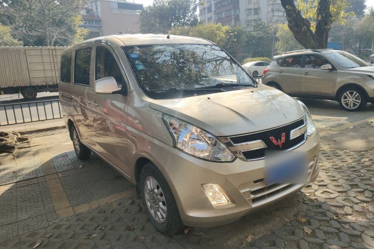 Used Wuling Rongguang V 2018 1.5L Standard Version