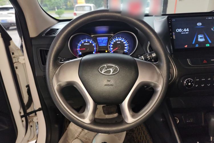 Used Hyundai ix35 2013 2.0L Automatic 2WD Comfort GL China IV Standard
