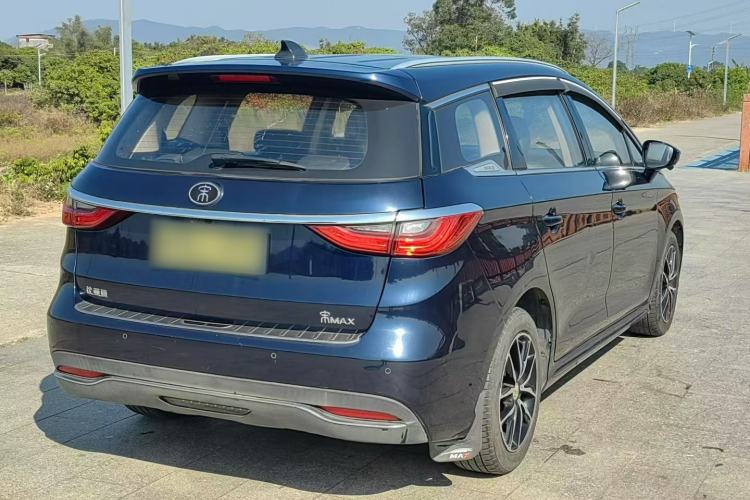 Used BYD Song MAX 2017 1.5T Automatic Smart Connect Elite 7-Seater
