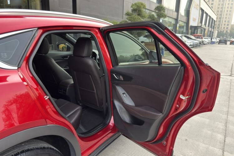 Used Mazda CX-4 2020 2.0L Automatic Two-Wheel Drive Blue Sky Luxury Edition
