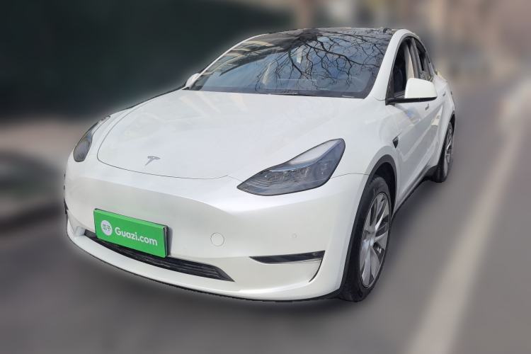 Used Tesla Model Y 2023 Long-Range All-Wheel-Drive Version