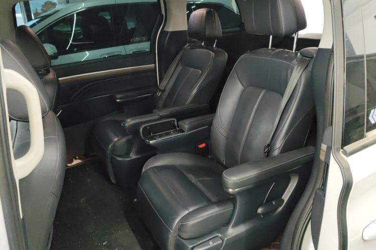 Used GAC Trumpchi M8 2023 Lingxiu Series 390T Prestige Edition
