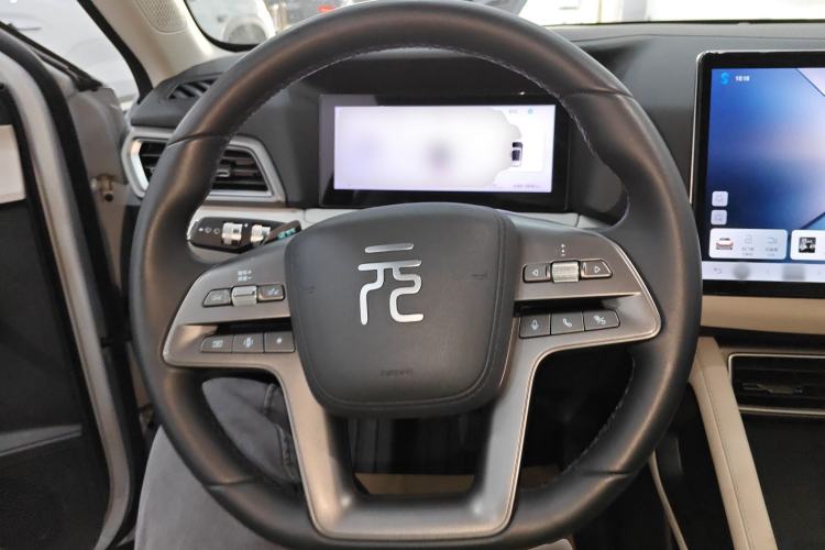 Used BYD Yuan UP 2025 Intelligent Driving Version 401 km Leading Edition