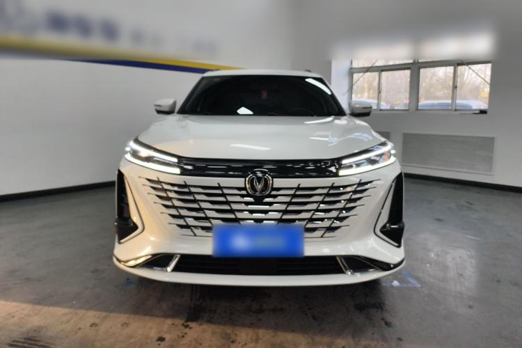 Used Changan CS75 PLUS 2023 3rd Generation 1.5T Automatic Prestige Model

