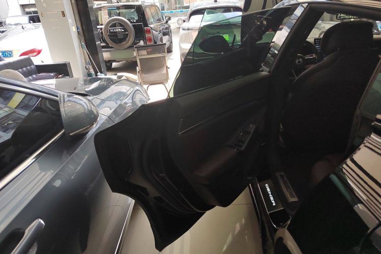 Used Denza Z9GT 2024 1100 Four-Wheel Drive Ultra Version
