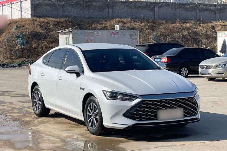 Used BYD Qin PLUS 2024 HONOR Edition DM-i 55KM Leading Model
