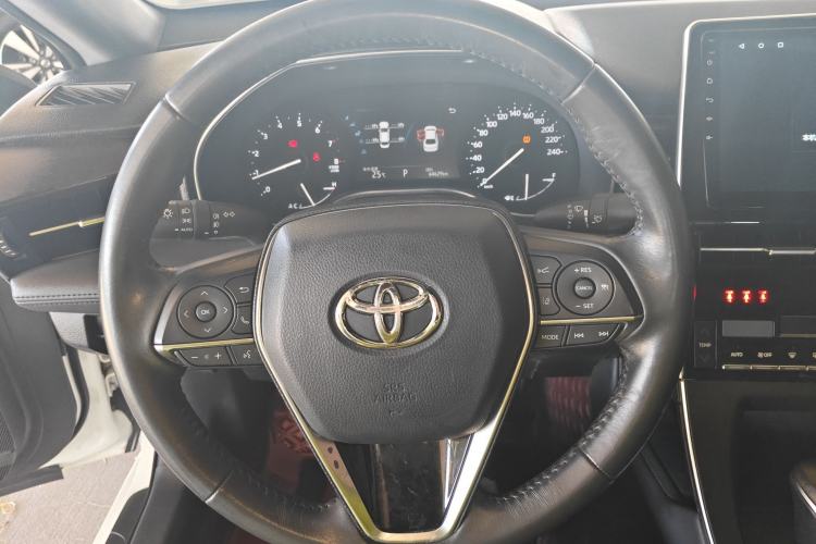 Used Toyota Avalon 2019 2.0L Luxury Edition China VI Standard
