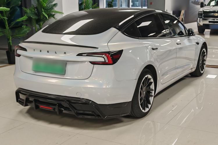 Used Tesla Model 3 2023 Rear-Wheel-Drive Version
