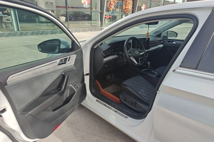 Used Volkswagen Sagitar 2023 300TSI DSG Excellence Edition
