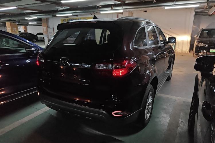 Used JMC Yusheng S350 2016 2.0T Automatic Two-Wheel Drive Gasoline Luxury Version with Sunroof 5 Seats
