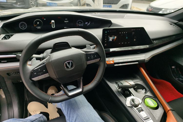 Used Changan UNI-V 2022 1.5T Prestige Version
