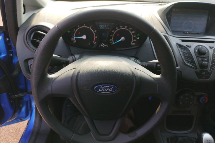 Used Ford Fiesta 2013 Hatchback 1.5L Manual Fashion Edition