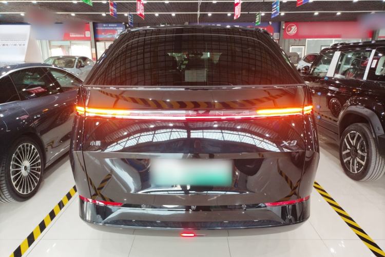 Used XPeng X9 2025 740 Ultra-Long Range Max