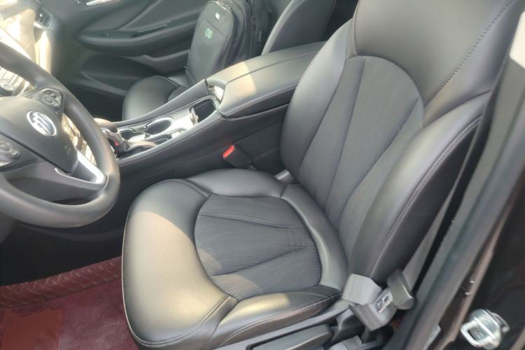 Used Buick Envision 2020 20T Two-Wheel Drive Leading Version
