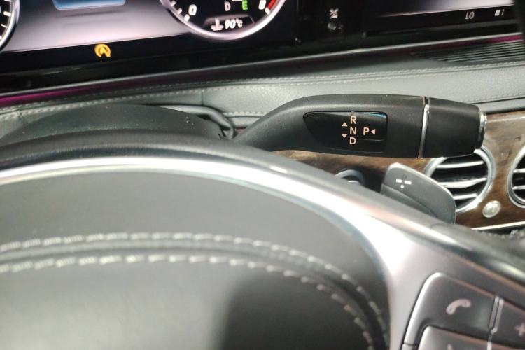 Used Mercedes-Benz S-Class 2014 S 320 L Business Model
