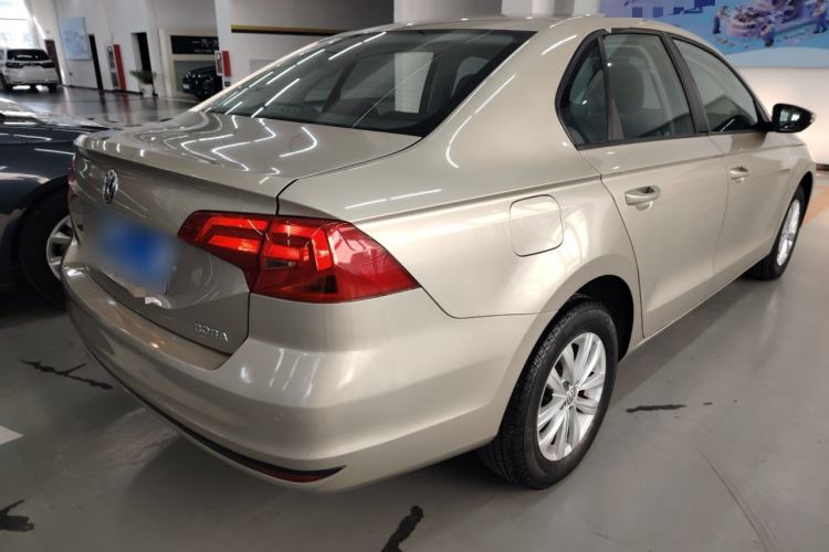 Used Volkswagen Bora 2017 1.6L Automatic Fashion Model
