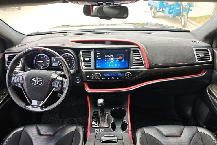 Used Toyota Highlander 2017 2.0T Four-Wheel Drive Luxury Edition 7 Seats
