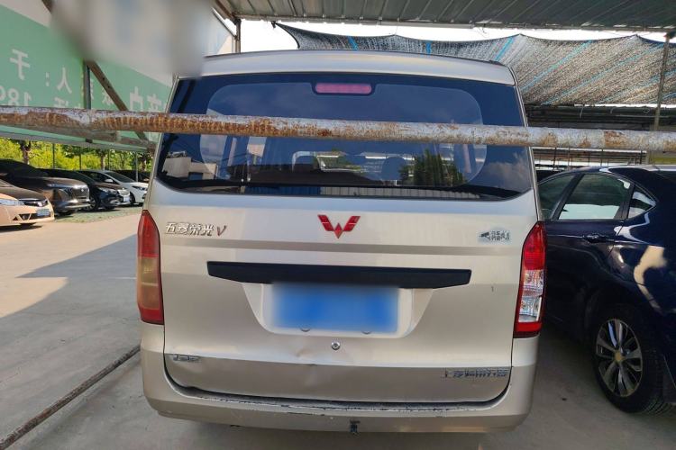Used Wuling Rongguang V 2018 1.2L Practical Model
