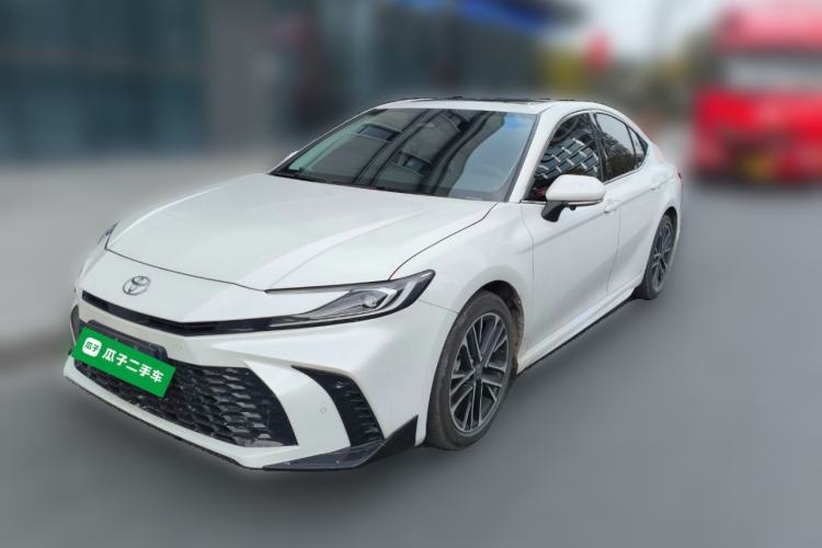 Used Toyota Camry 2026 Model Dual-Engine 2.0HSE Sport Lite Edition