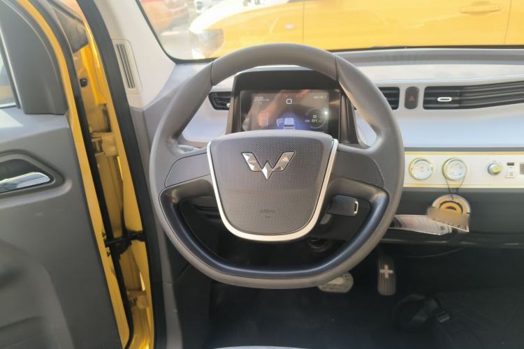 Used Wuling Hongguang MINIEV 2021 Macaron Premium Model – Lithium-NMC