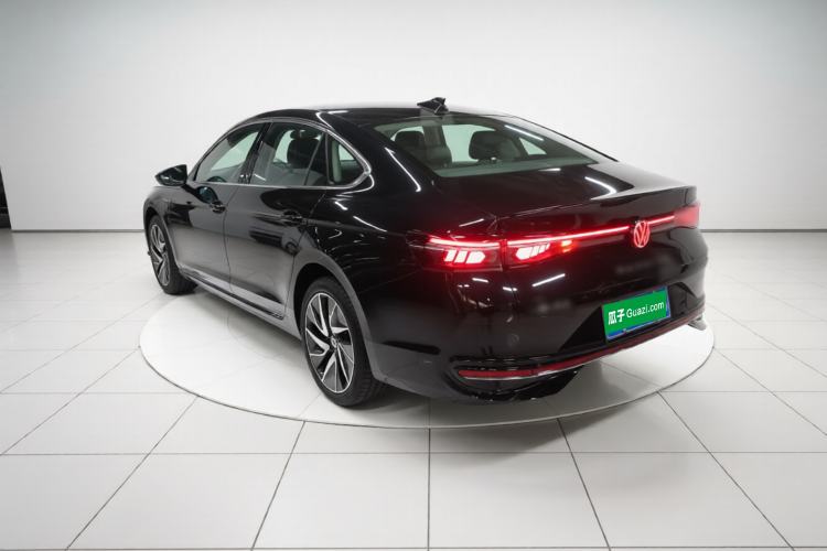 Used Volkswagen Magotan 2024 380TSI DSG Prestige Edition DaMai Package
