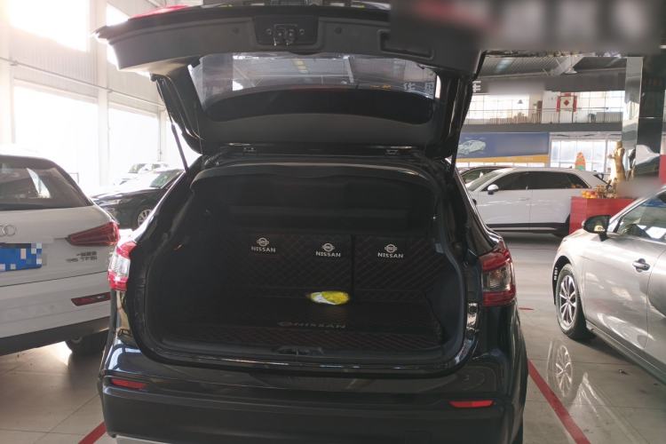 Used Nissan Qashqai 2022 2.0L CVT XV Smart Enjoyment Version
