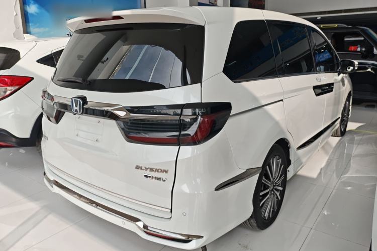 Used Honda Elysion 2022 2.0L eHEV Luxury Edition

