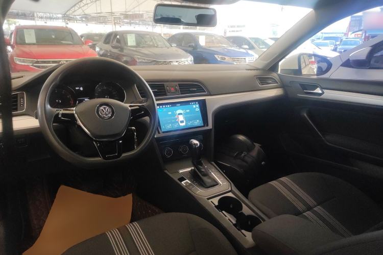 Used Volkswagen Lamando 2017 230TSI DSG Fashion Edition
