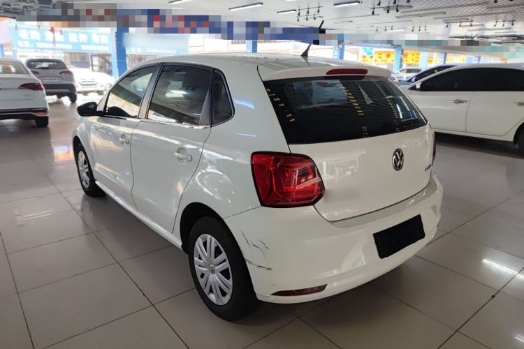 Used Volkswagen Polo 2016 1.4L Manual Fashion Model