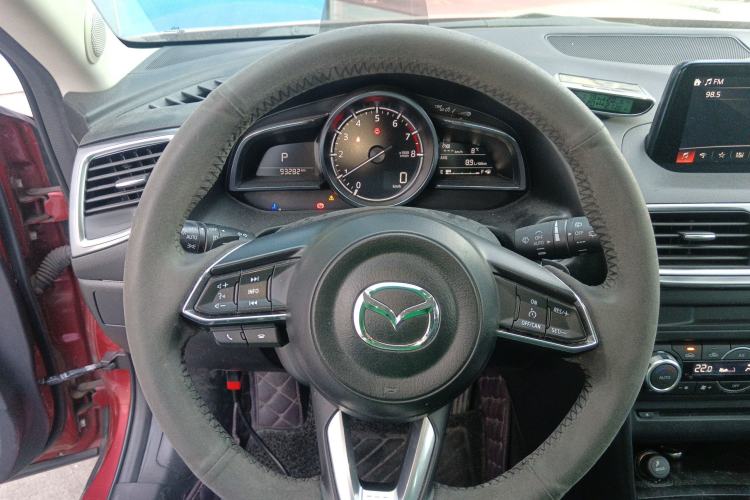 Used Mazda Mazda 3 Axela 2017 Hatchback 2.0L Automatic Sport Model China V Emission Standard
