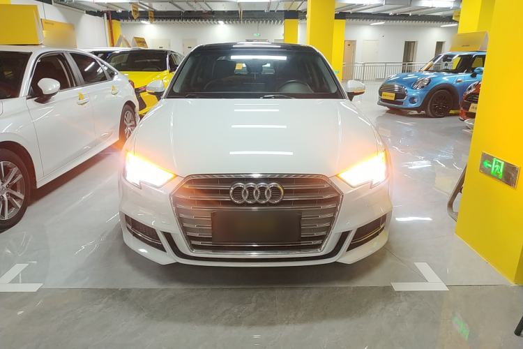 Used Audi A3 2020 Limousine 35 TFSI Fashion Edition China VI Emission Standard