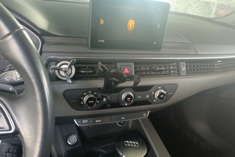 Used Audi A4L 2019 40 TFSI Ambition China VI